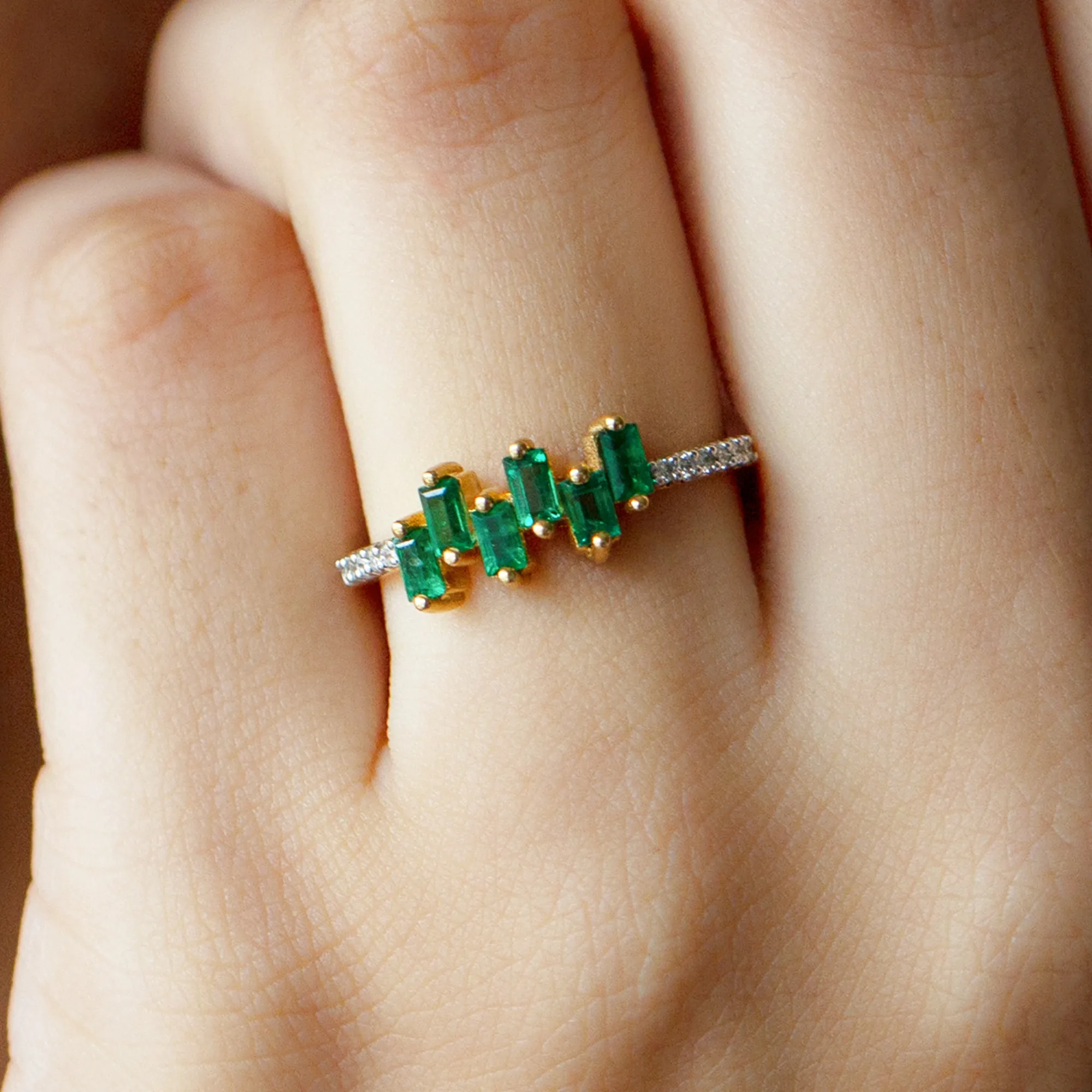 0.50 CT Baguette Shape Emerald Promise Ring with Diamond Side Stones