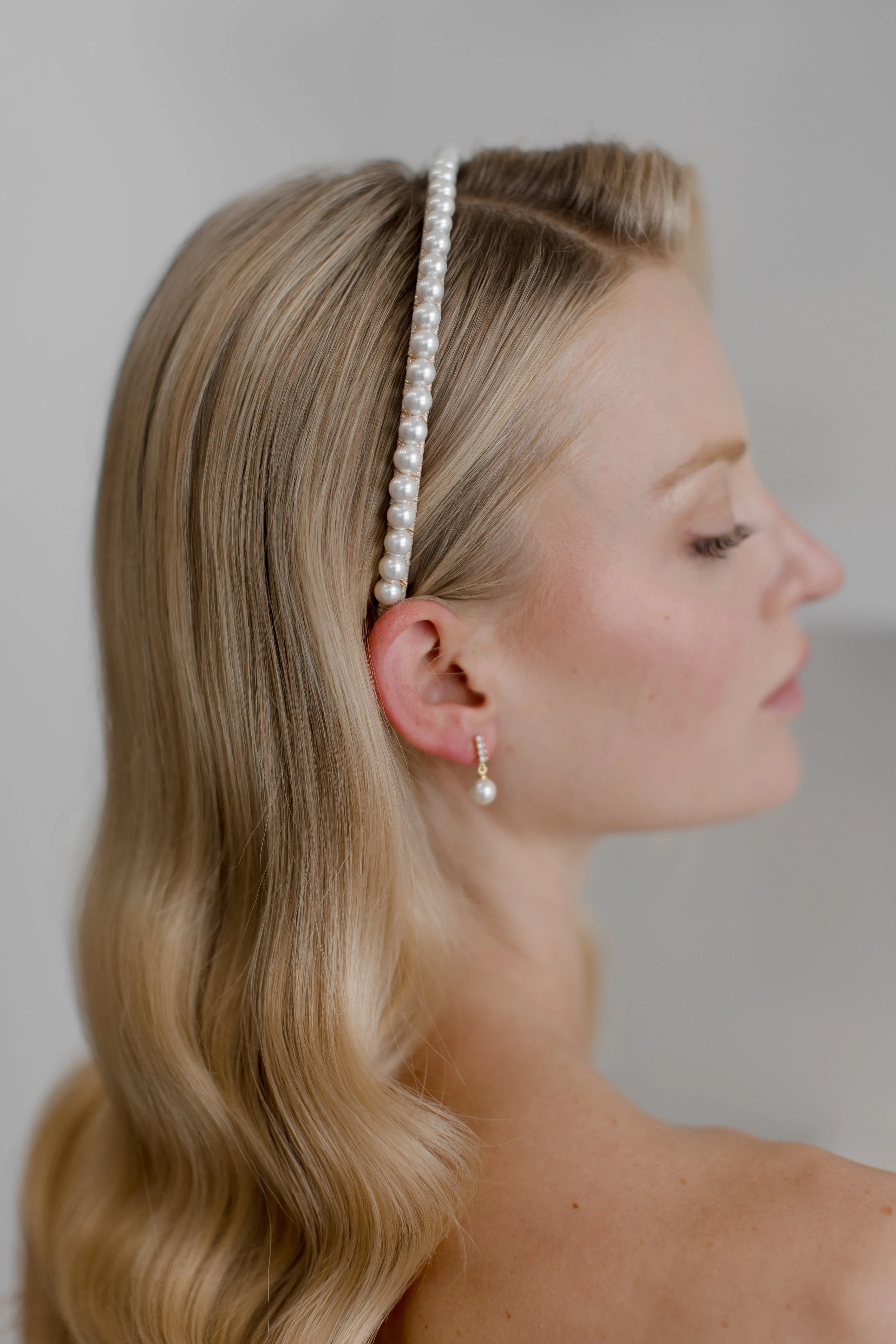 A'el Este - Aubrey - Bridal Pearl Headband - Gold