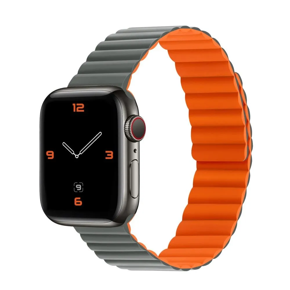 Apple Watch (45mm) dual color silicone watch strap - Grey / Orange