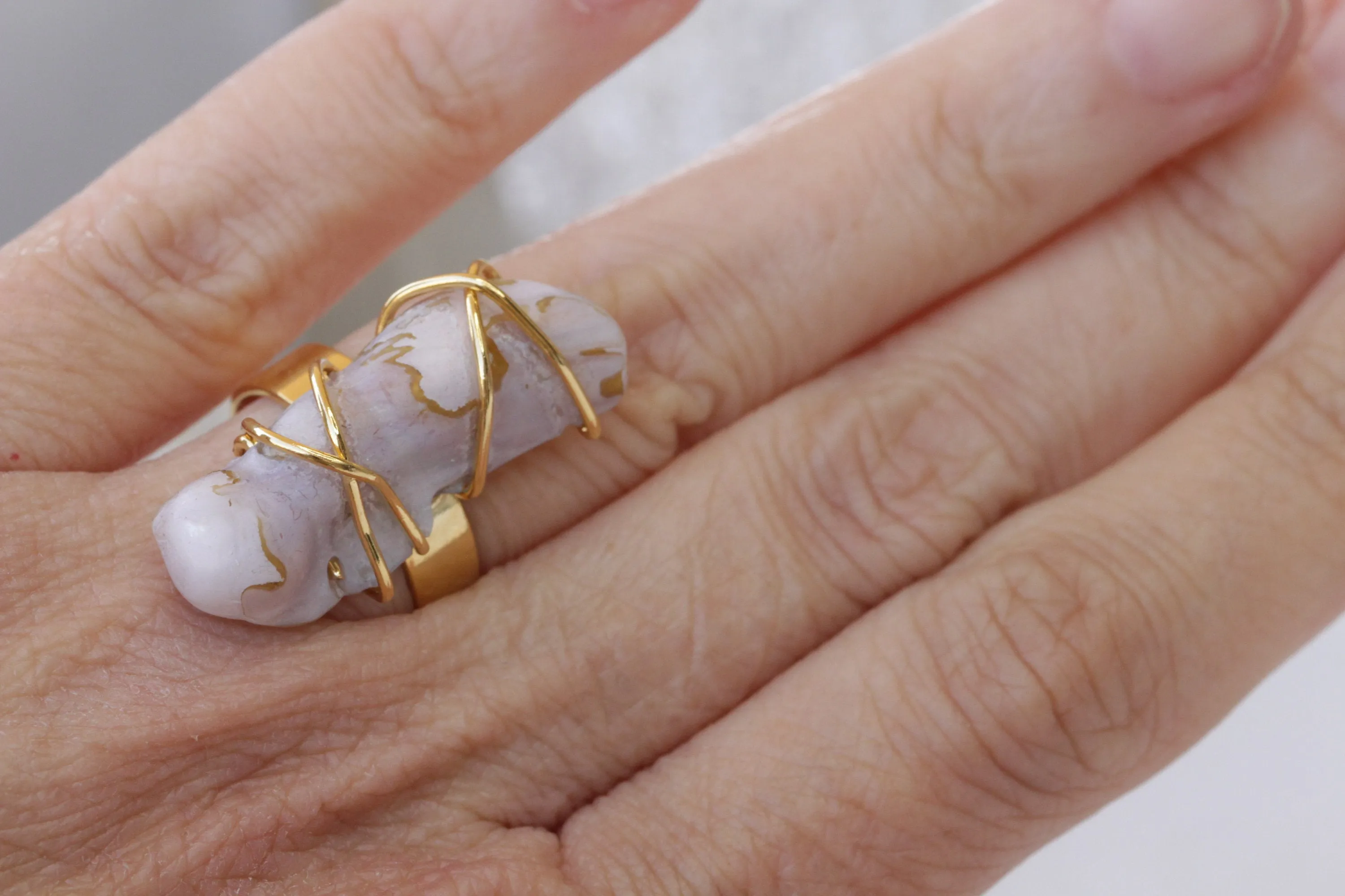 BAROQUE PEARL RING