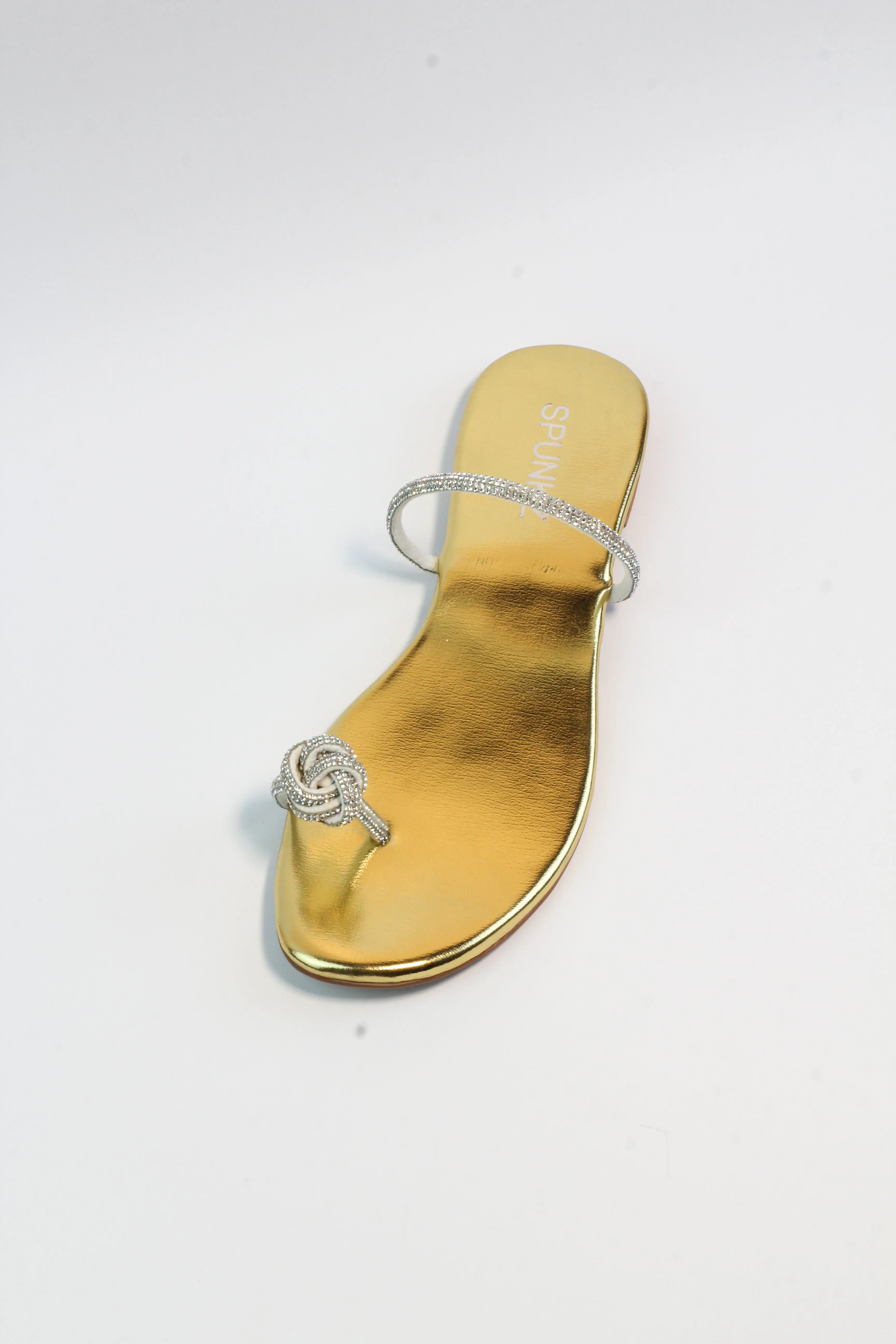 Cyra Shiny Gold Sparkly Twist Knotted Toe Ring Flat Slides