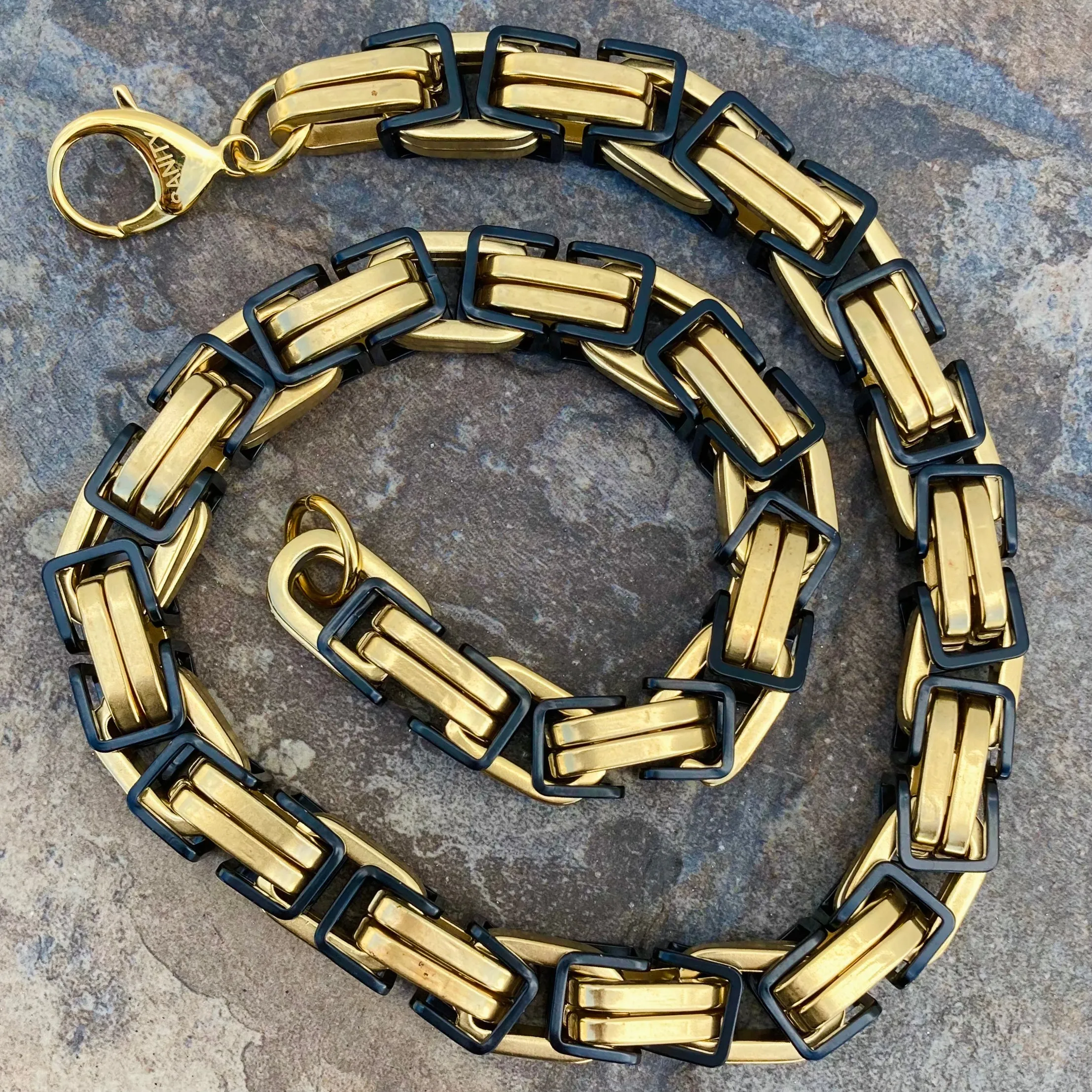 Daytona Necklace - Gold & Black - CVO - 1 inch wide