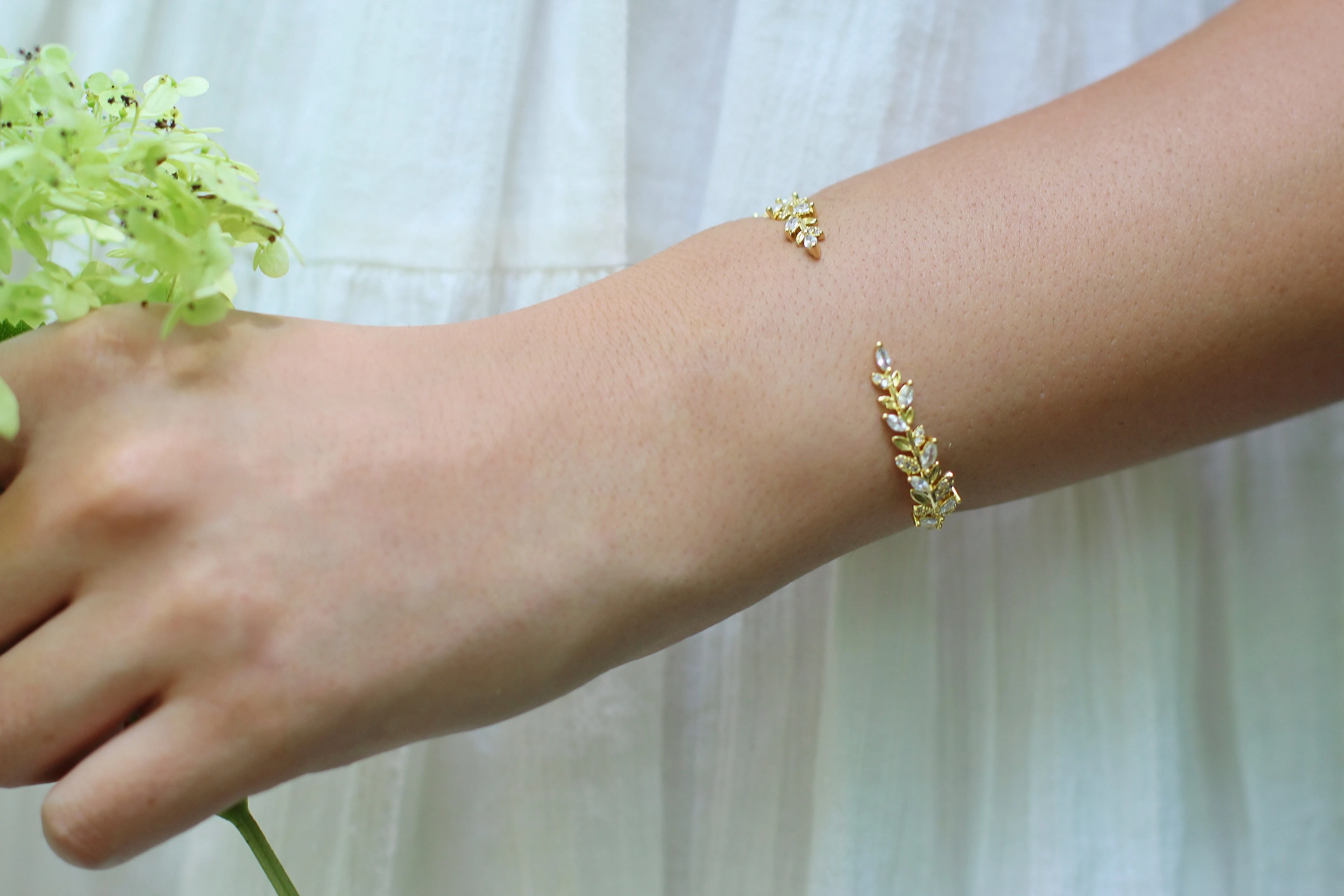 Enchanted Crystals & Leaves Bracelet