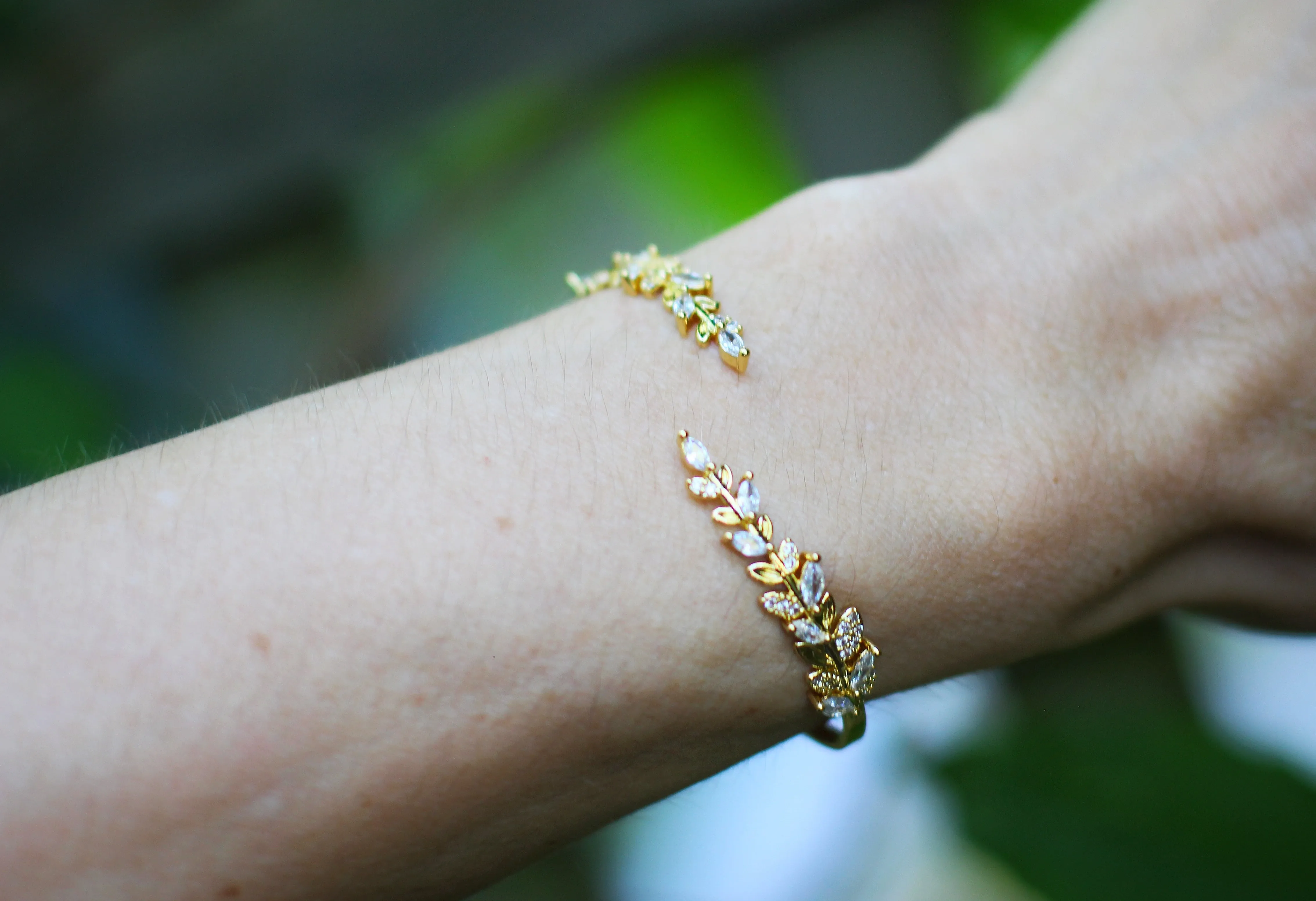 Enchanted Crystals & Leaves Bracelet