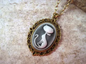 Handmade Victorian Retro Kitty Cameo Necklace