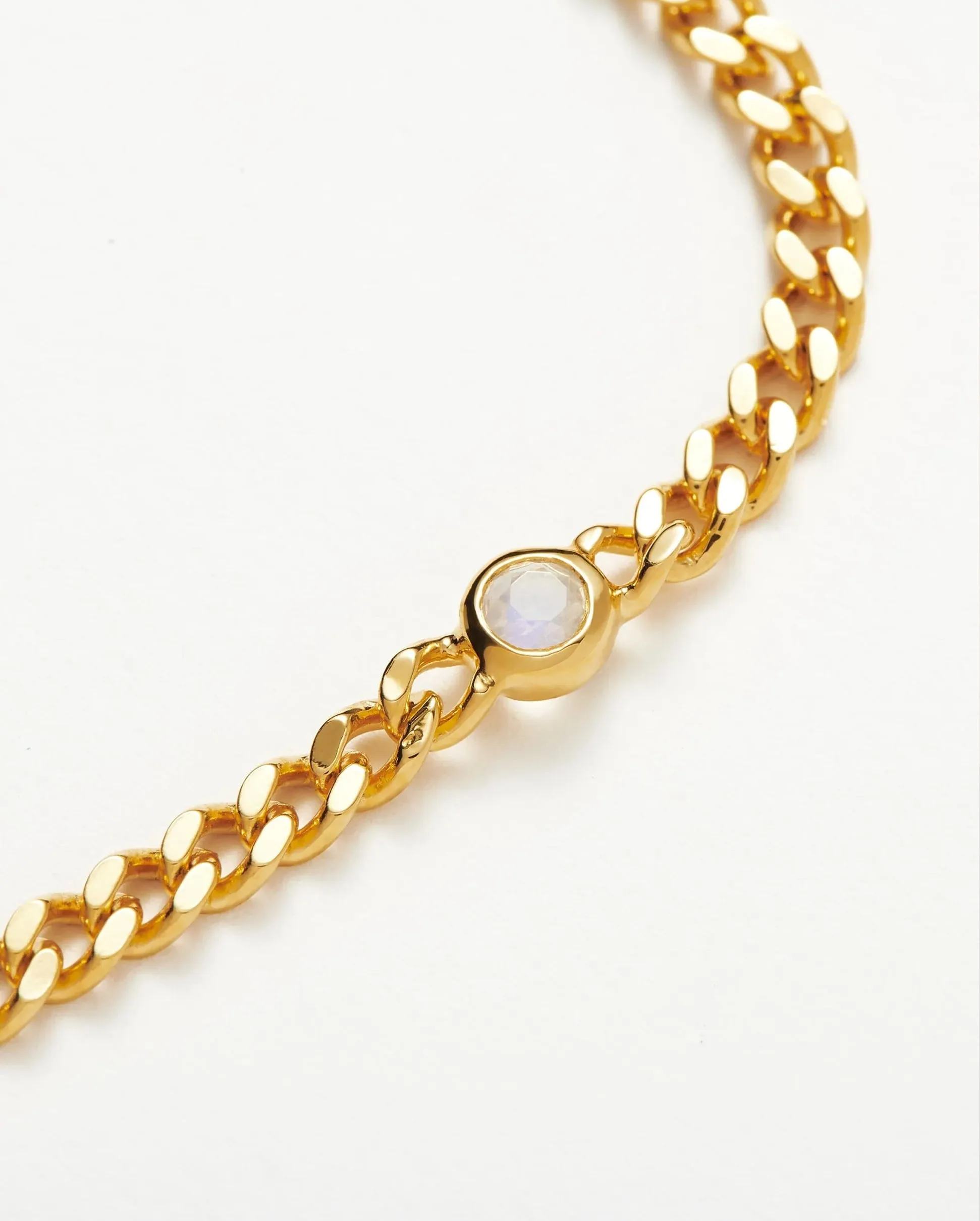 JUNE MOONSTONE BIRTHSTONE BRACELET / GOLD