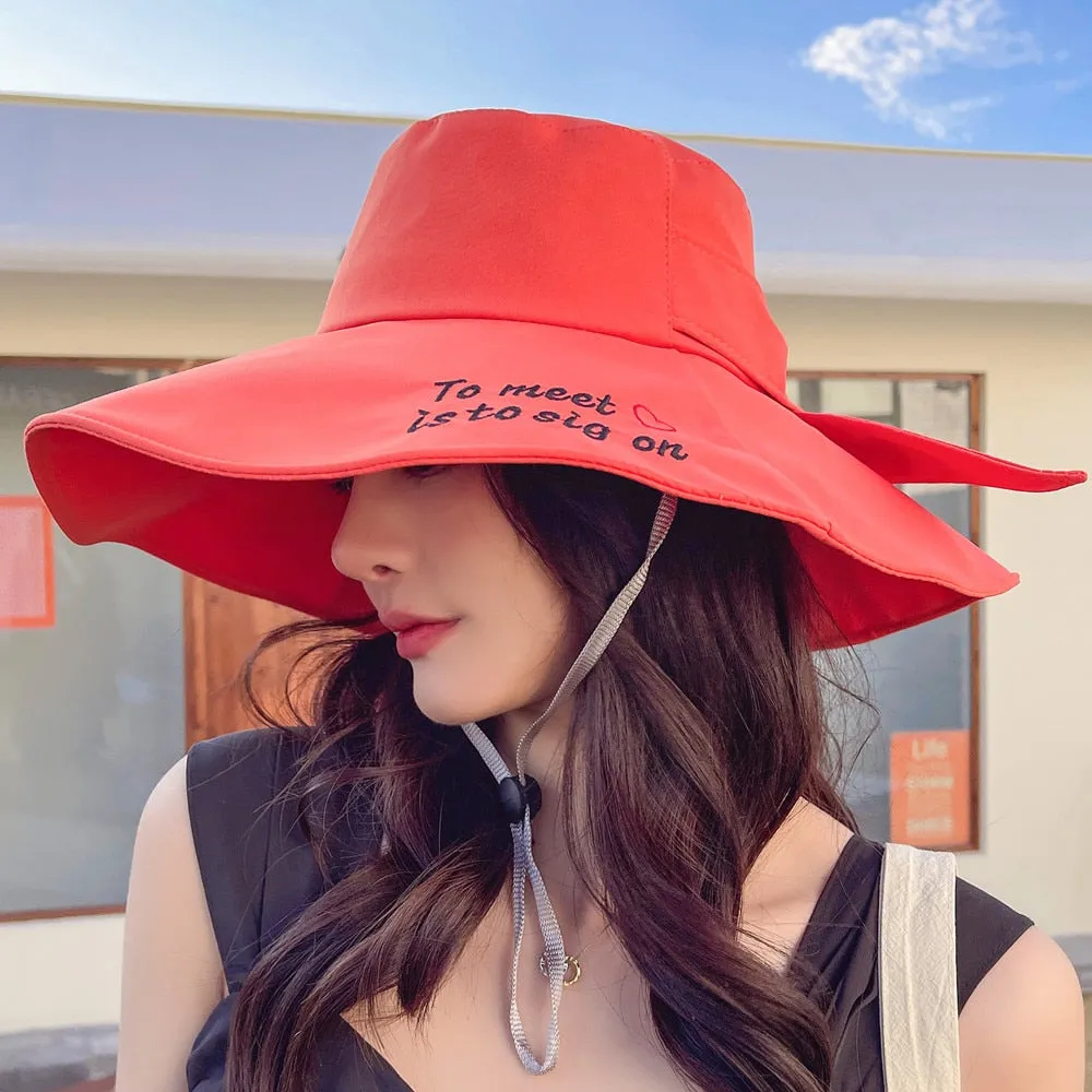 New Women's Summer Sun Cap Fashion Letter Embroidery Design Sun Hat Wide Brim Travel Beach Bucket Hat