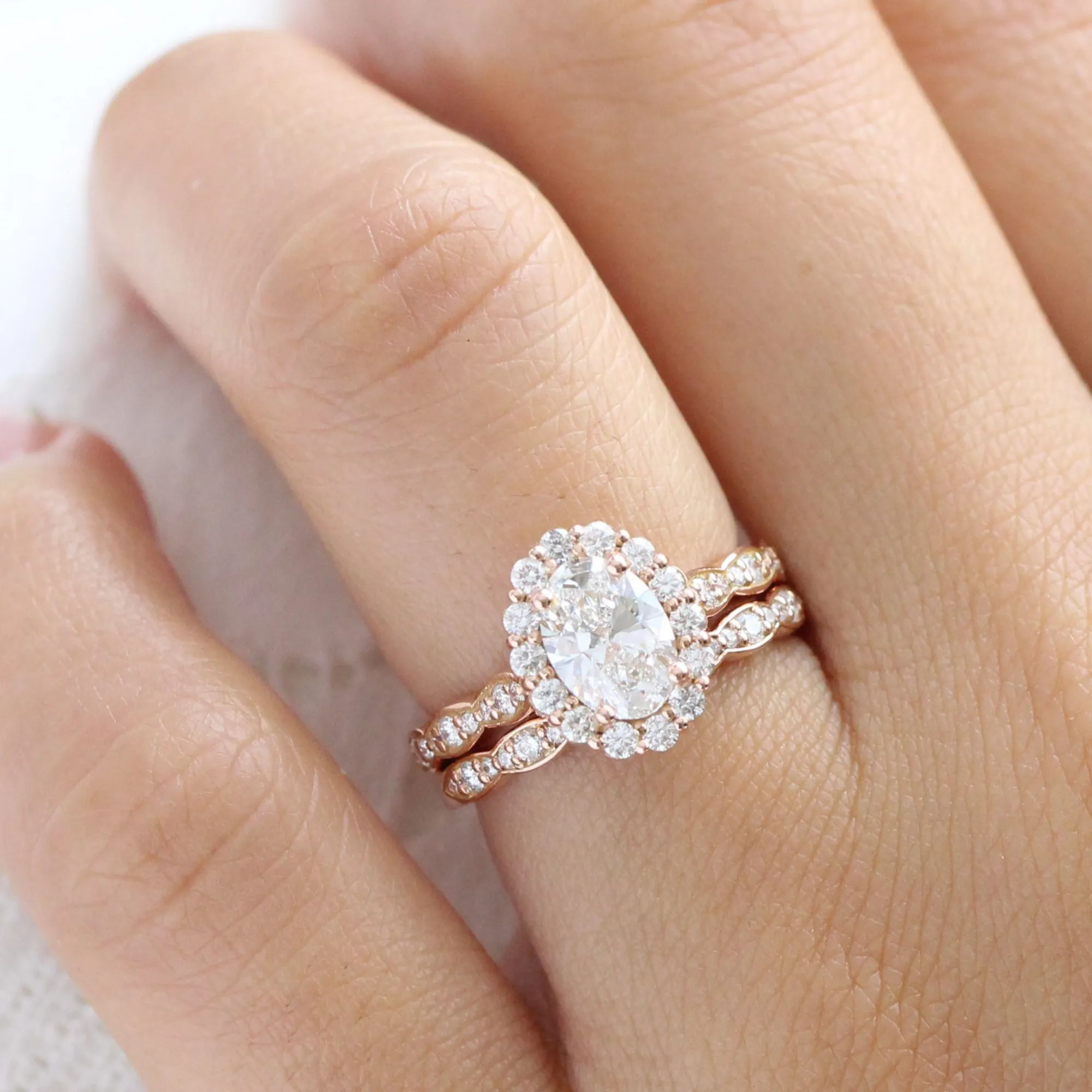 Oval Lab Diamond Ring Scalloped Band w/ Natural Diamonds in Luna Halo Ring