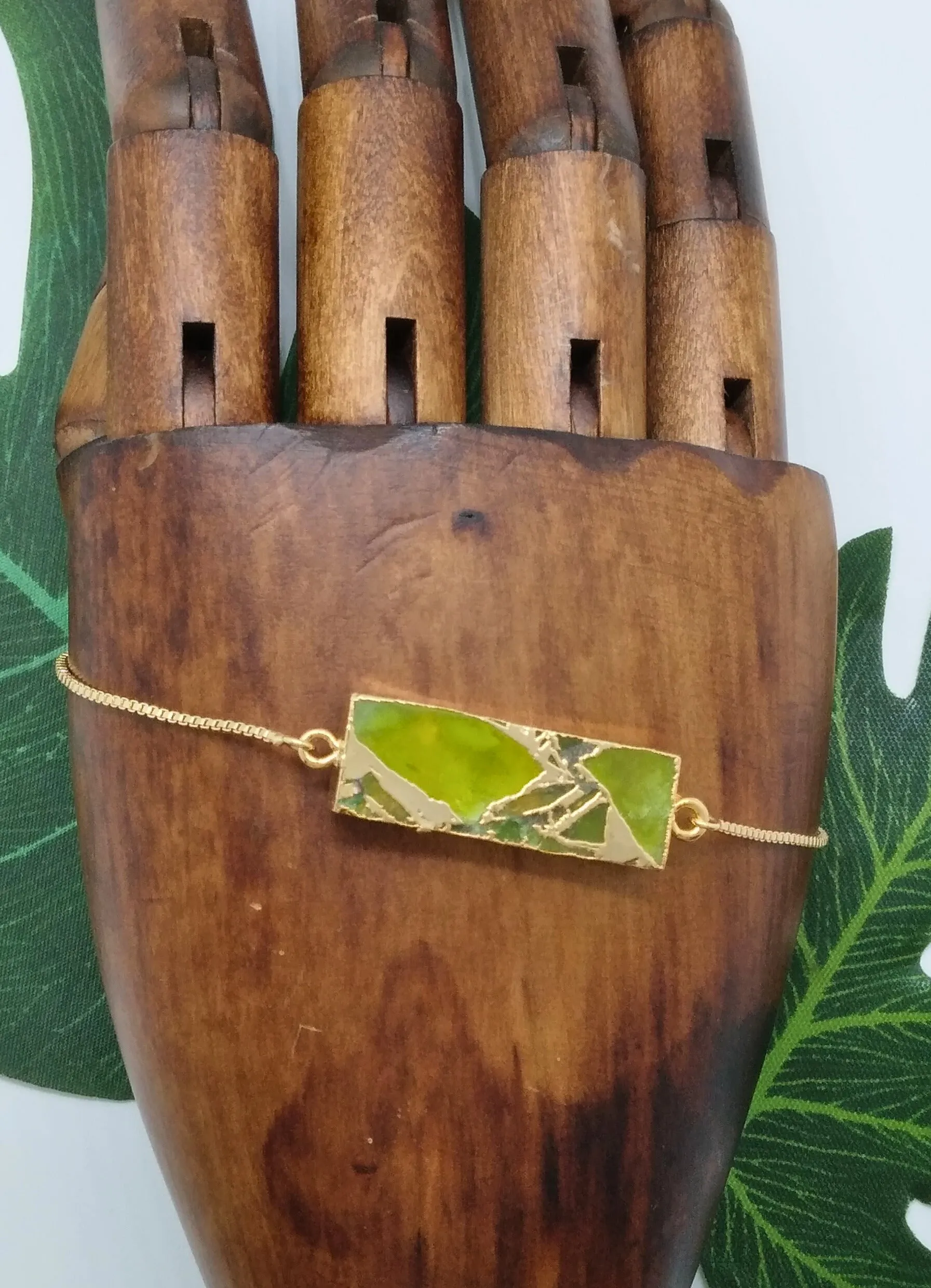 Peridot Crackle Bracelet