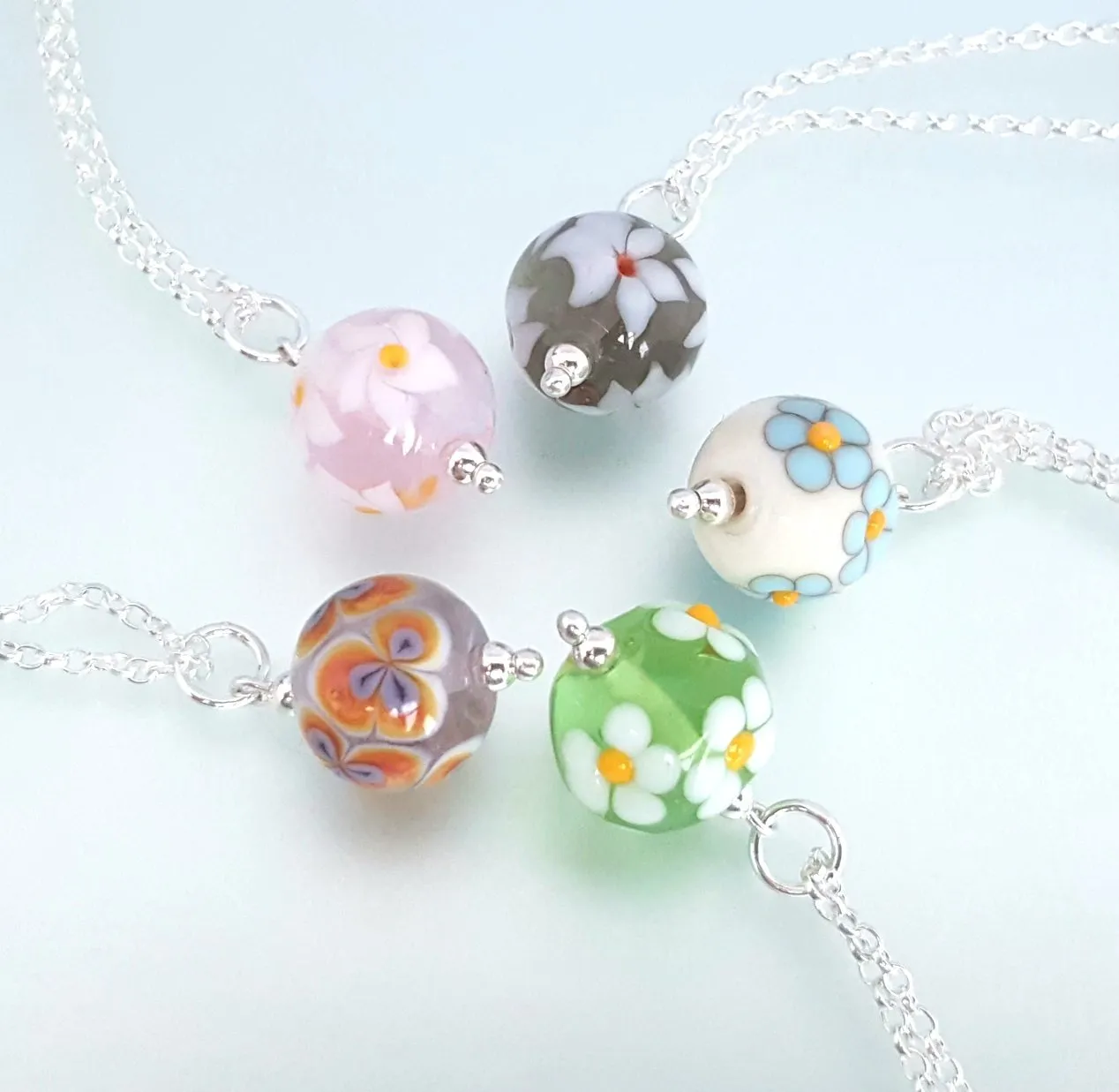 Posy Necklace - Marguerite - Flora Collection