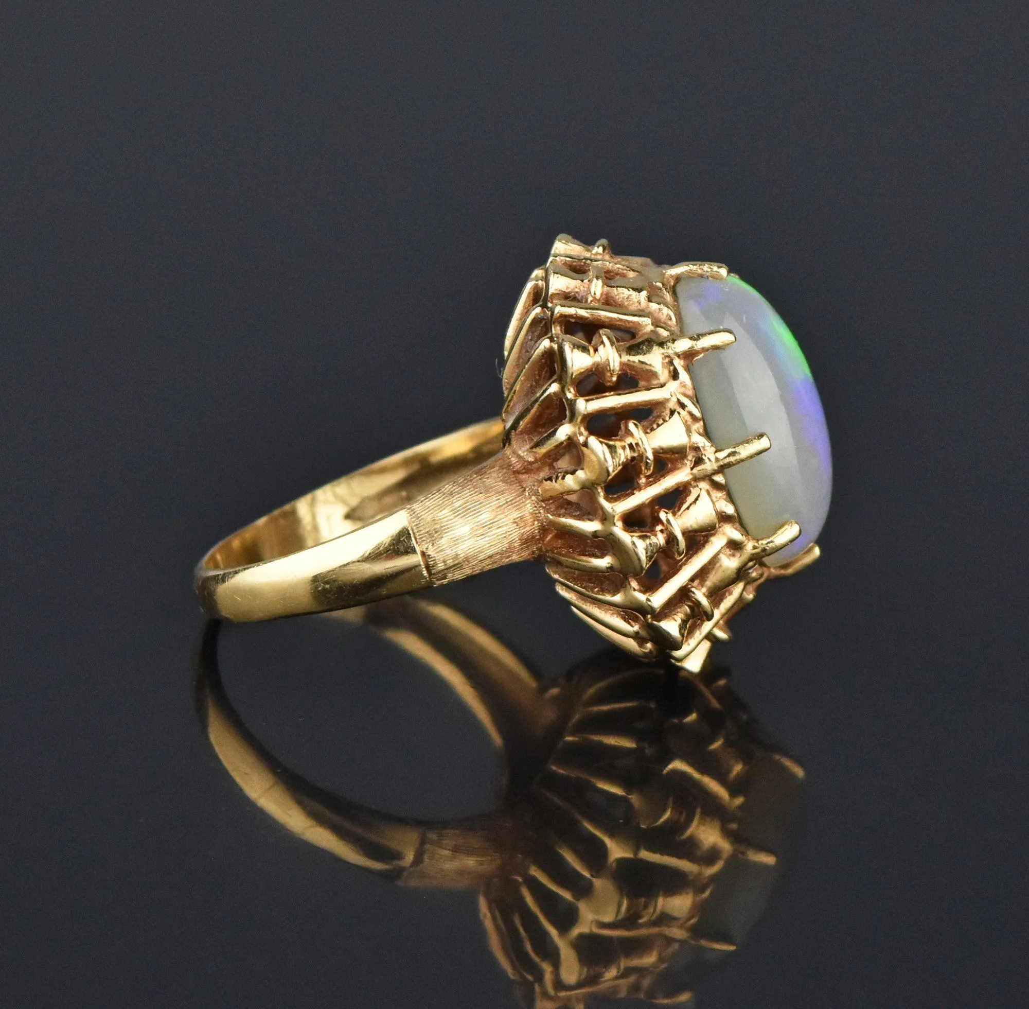 Retro 14K Gold Cabochon Opal Ring, 1940s