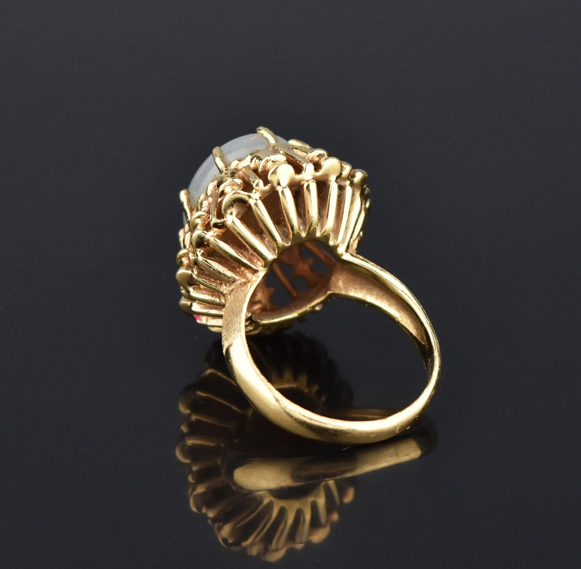 Retro 14K Gold Cabochon Opal Ring, 1940s