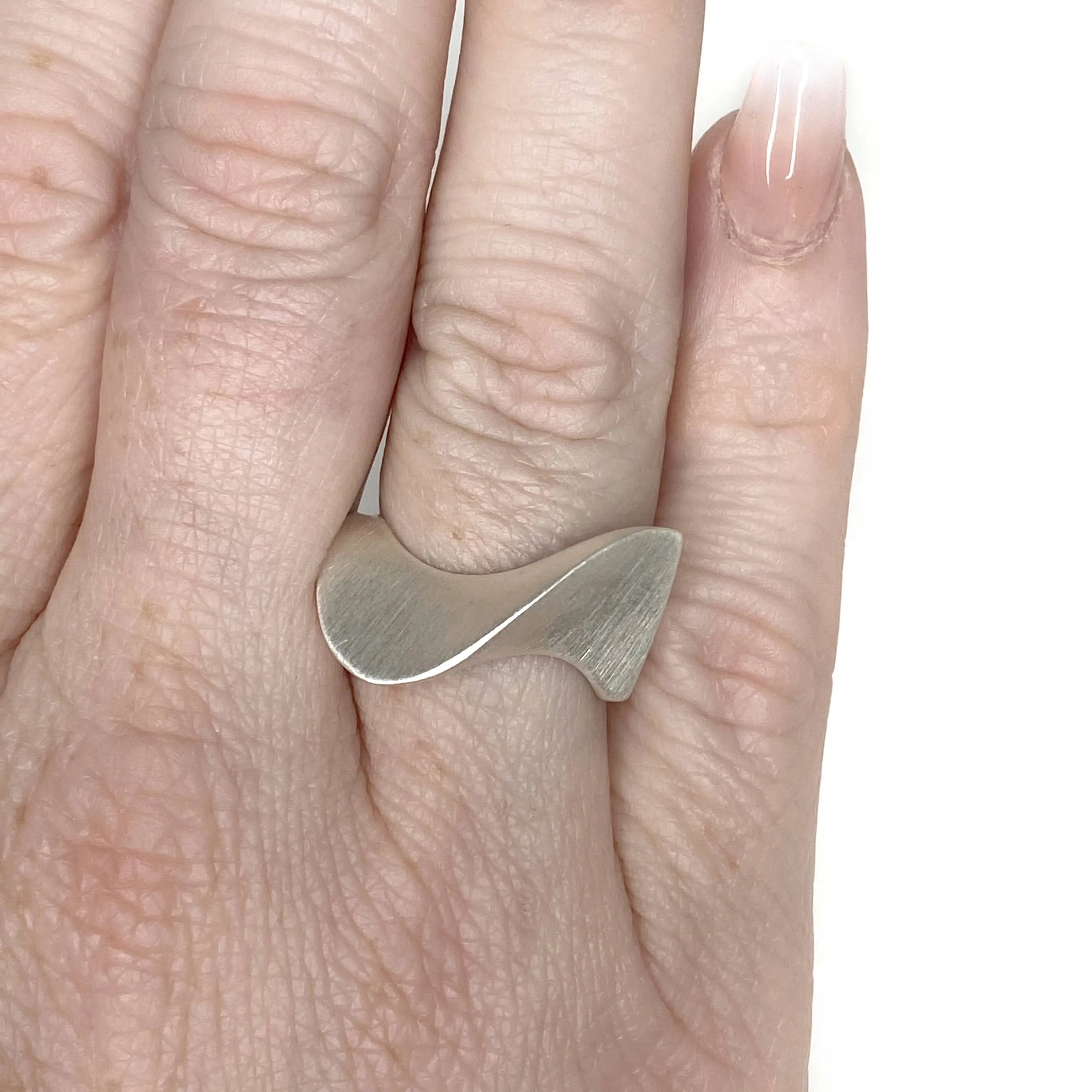 Silver Wave Ring