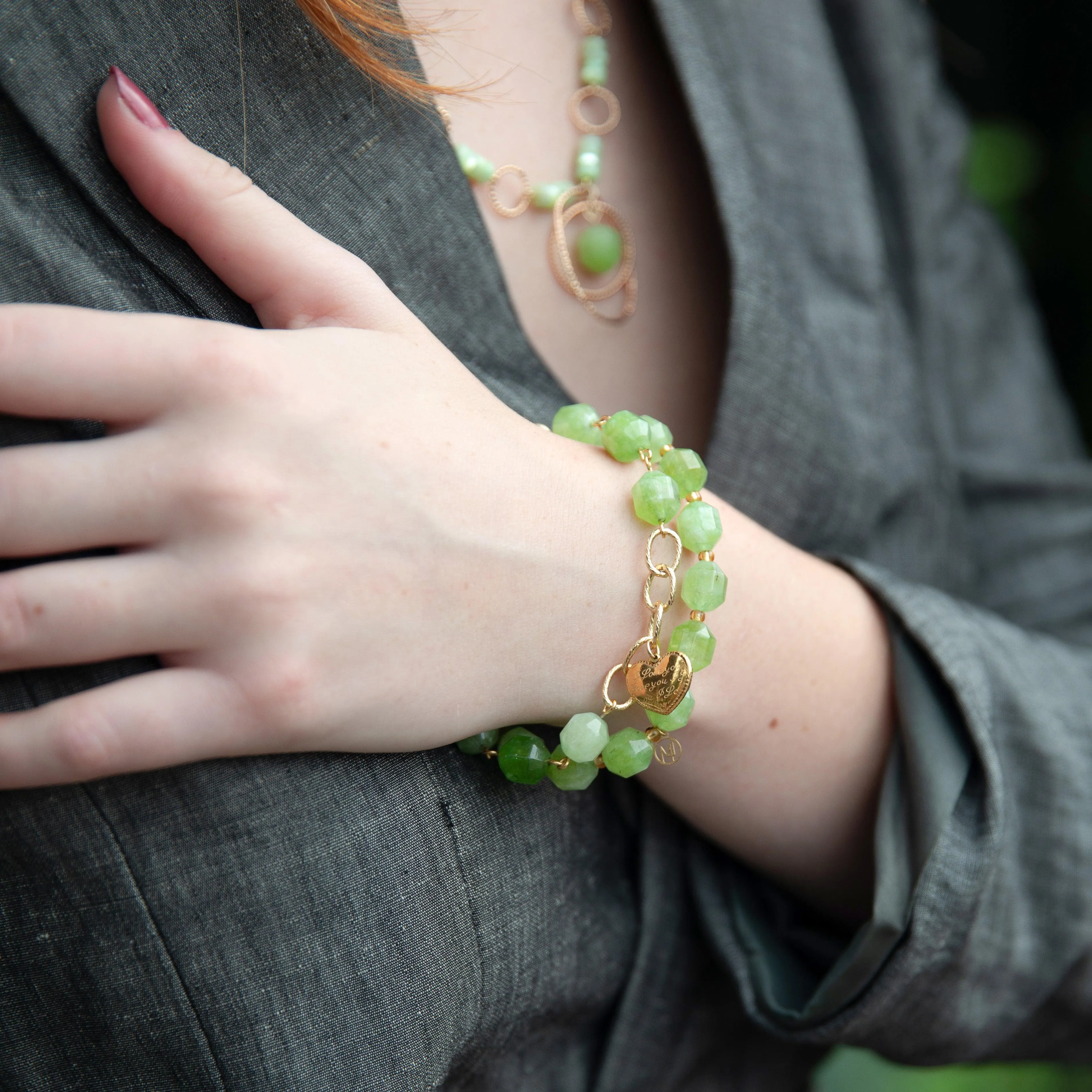 Spectrum Peridot Chalcedony Bracelet (Elastic)