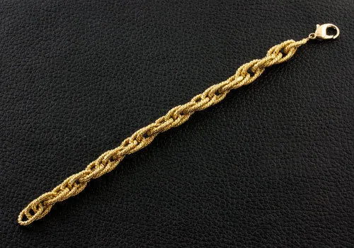 Twisted Multi-link Chain