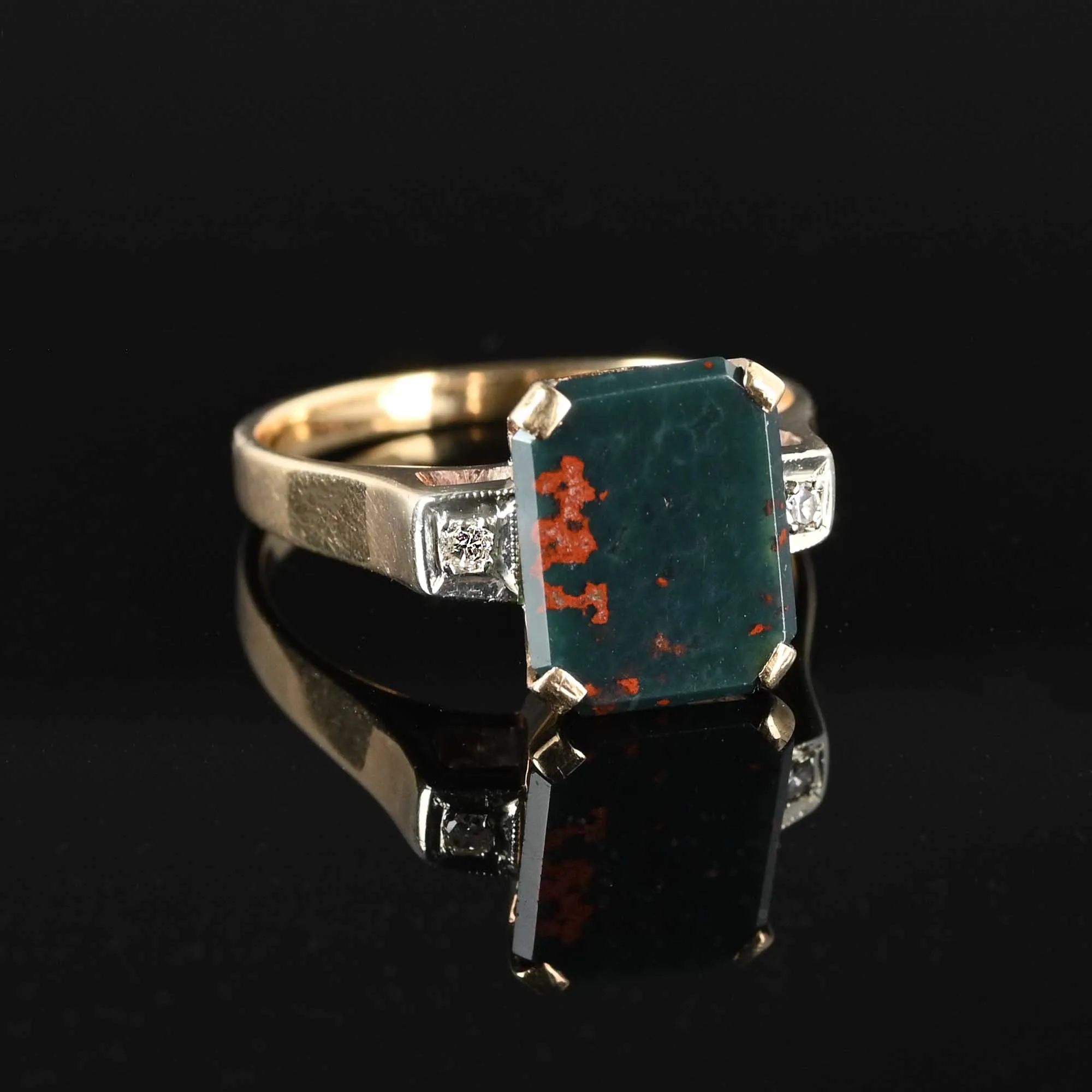 Vintage Gold Diamond Bloodstone Ring